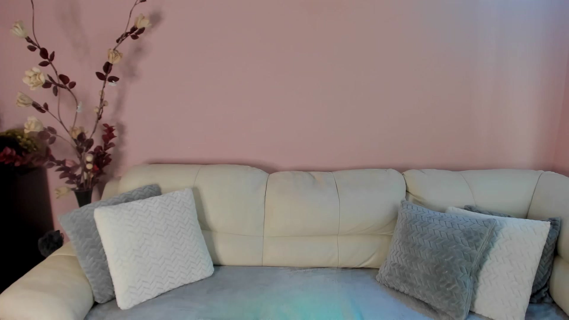 Gallery image thumbnail from SavannahMay's myfreecams stream on, 04/16/2023, 14:04 image 9 of 20