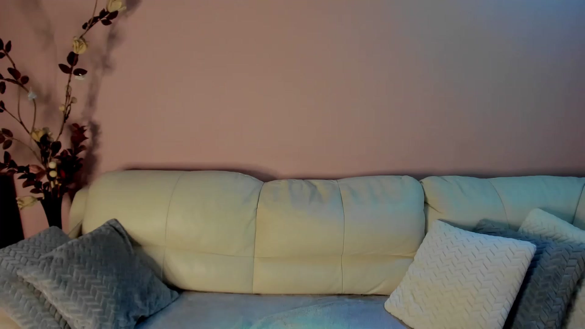 Gallery image thumbnail from SavannahMay's myfreecams stream on, 05/07/2023, 22:36 image 18 of 20