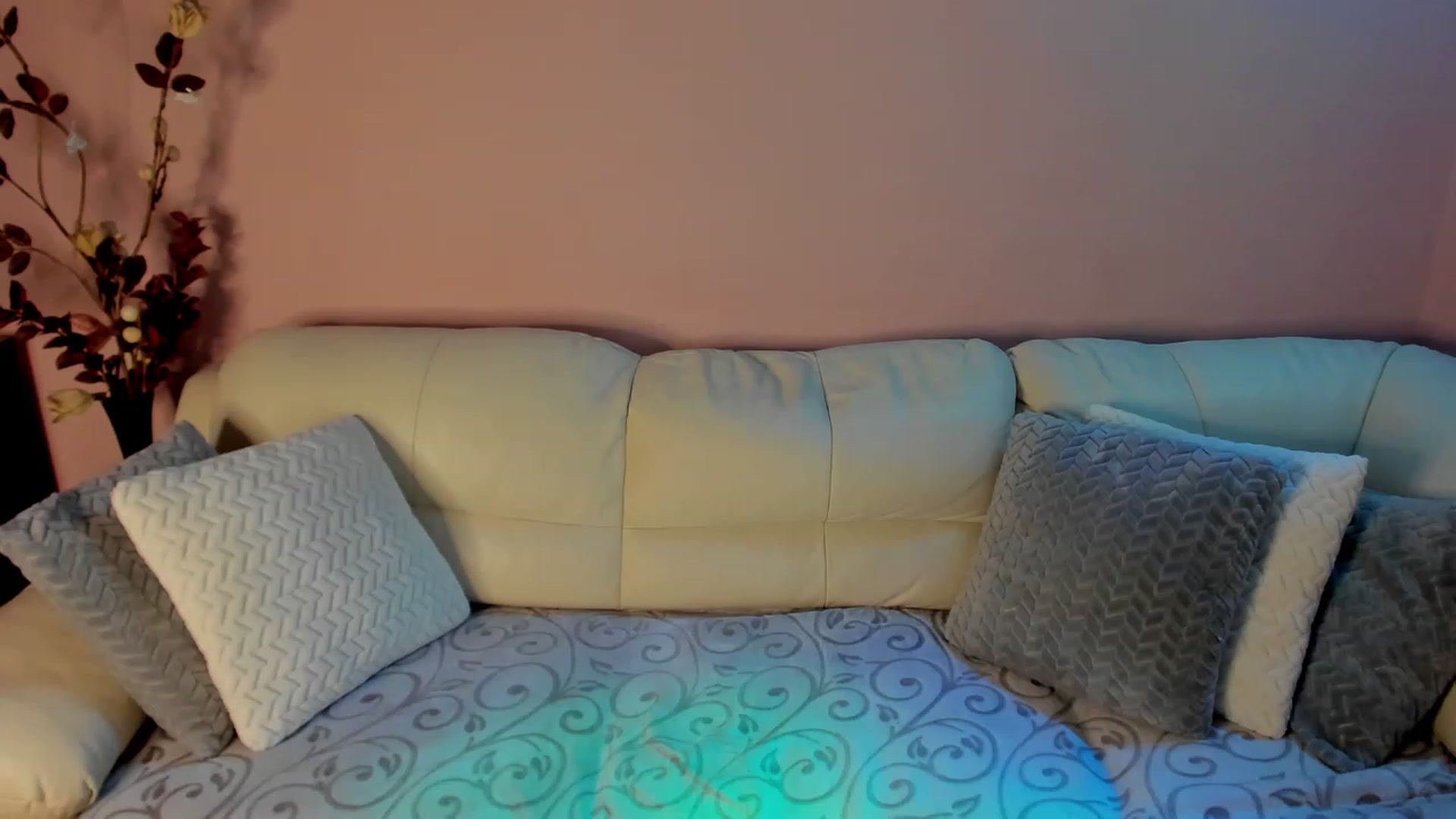 Gallery image thumbnail from SavannahMay's myfreecams stream on, 05/10/2023, 22:33 image 2 of 20