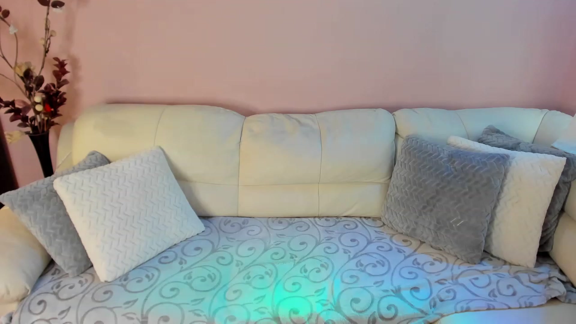Gallery image thumbnail from SavannahMay's myfreecams stream on, 05/14/2023, 15:17 image 6 of 20