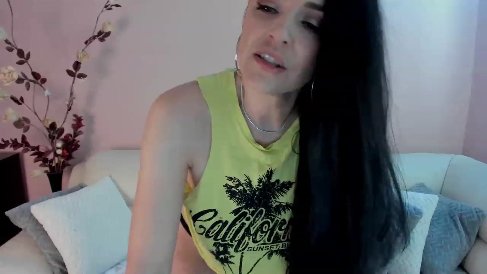 Gallery image thumbnail from SavannahMay's myfreecams stream on, 05/25/2023, 13:41 image 12 of 20