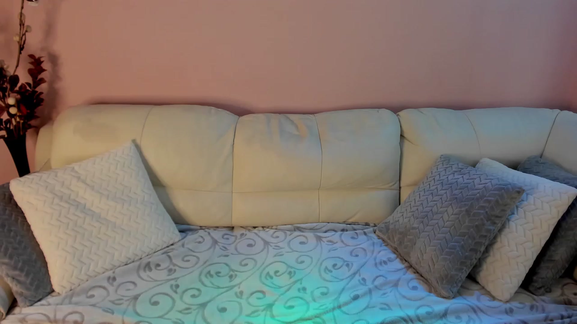 Gallery image thumbnail from SavannahMay's myfreecams stream on, 06/04/2023, 15:18 image 12 of 20