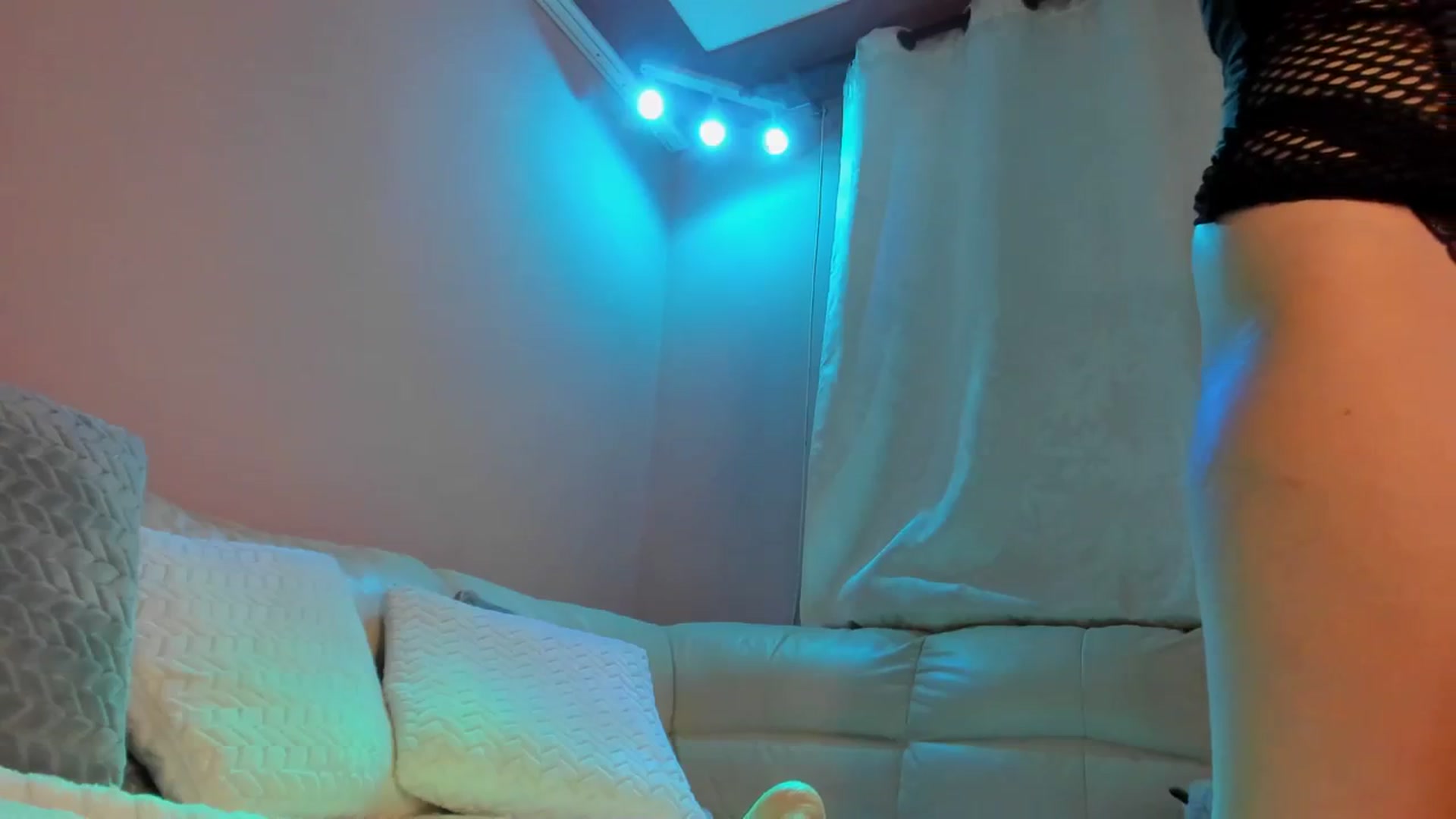 Gallery image thumbnail from SavannahMay's myfreecams stream on, 07/23/2023, 22:21 image 18 of 20
