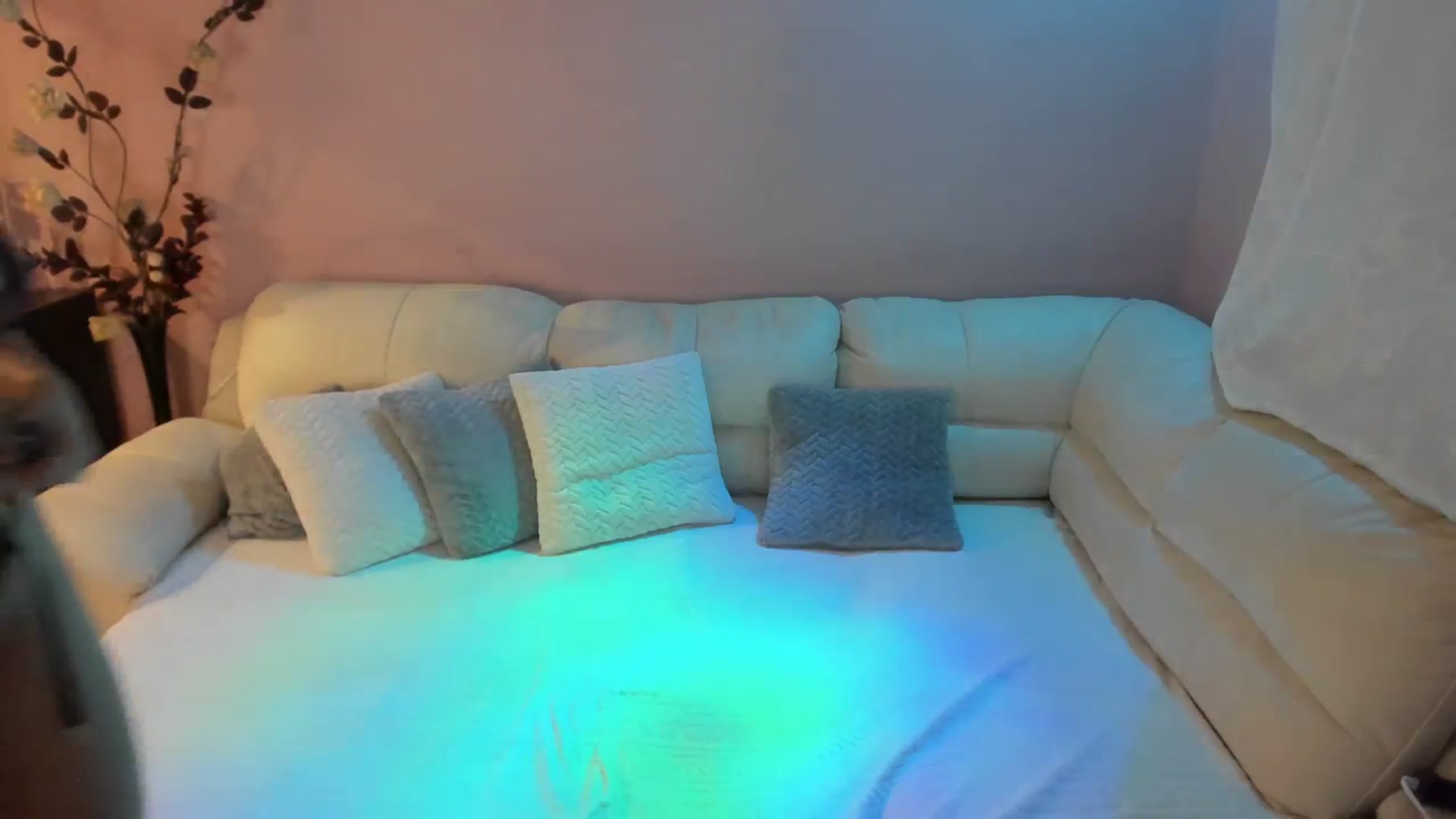 Gallery image thumbnail from SavannahMay's myfreecams stream on, 08/17/2023, 21:23 image 17 of 20