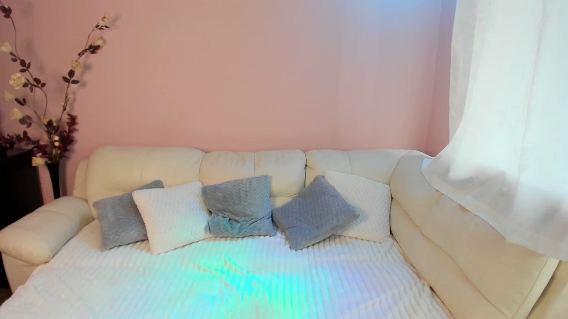 Gallery image thumbnail from SavannahMay's myfreecams stream on, 09/23/2023, 14:22 image 11 of 20