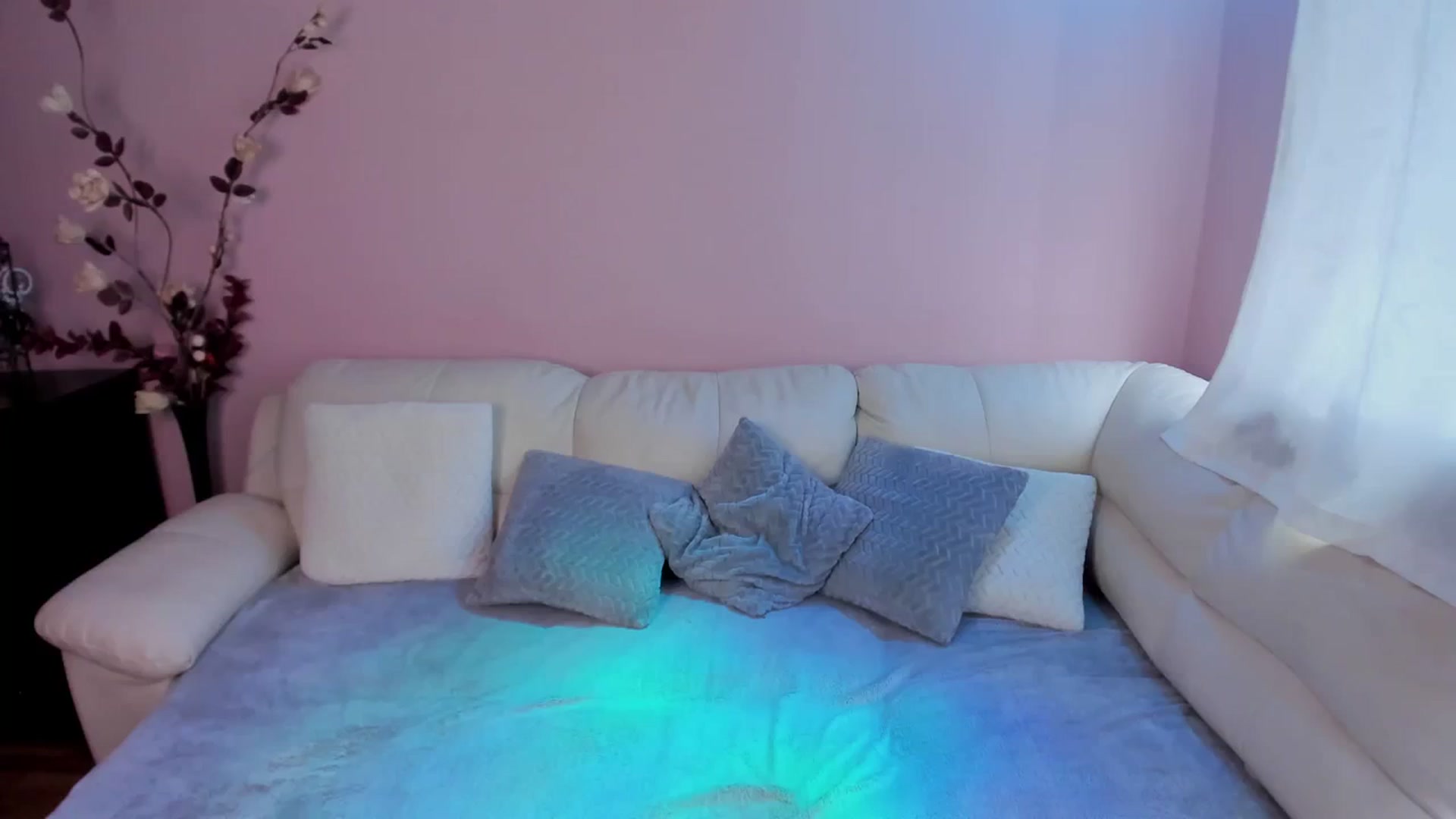 Gallery image thumbnail from SavannahMay's myfreecams stream on, 10/07/2023, 13:43 image 14 of 20