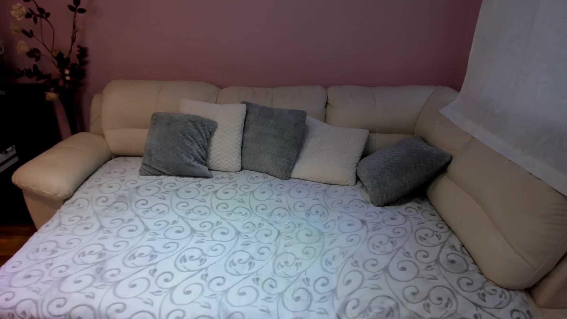 Gallery image thumbnail from SavannahMay's myfreecams stream on, 10/15/2023, 14:25 image 2 of 20