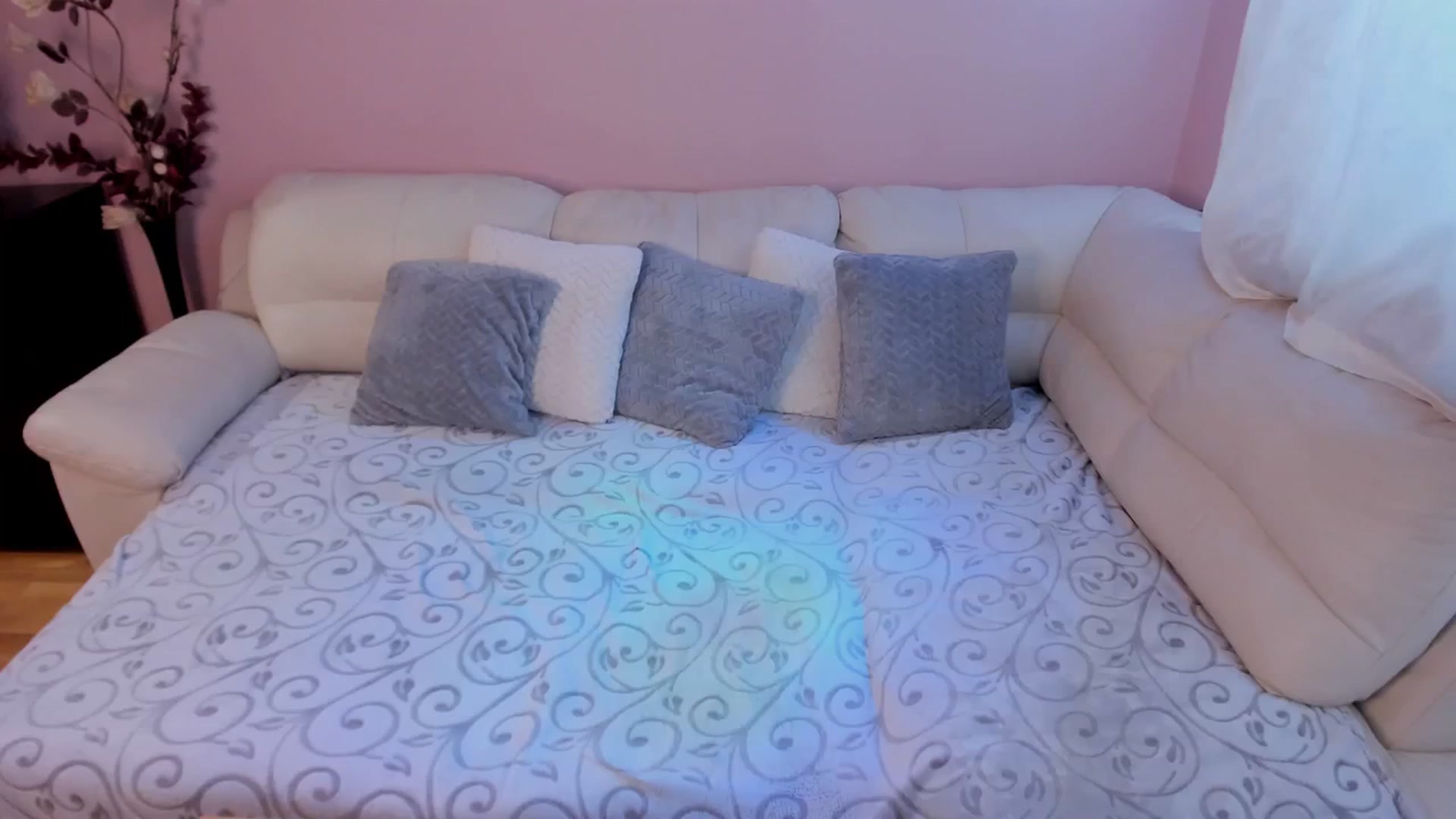 Gallery image thumbnail from SavannahMay's myfreecams stream on, 10/19/2023, 14:32 image 1 of 20