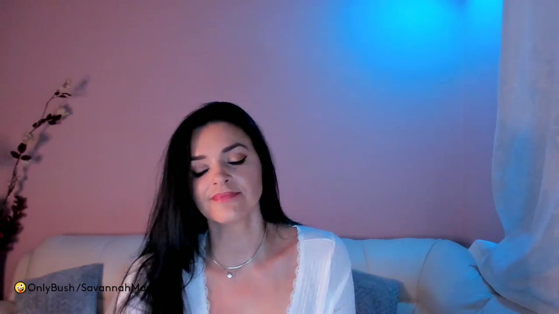 Gallery image thumbnail from SavannahMay's myfreecams stream on, 11/23/2023, 23:38 image 13 of 20