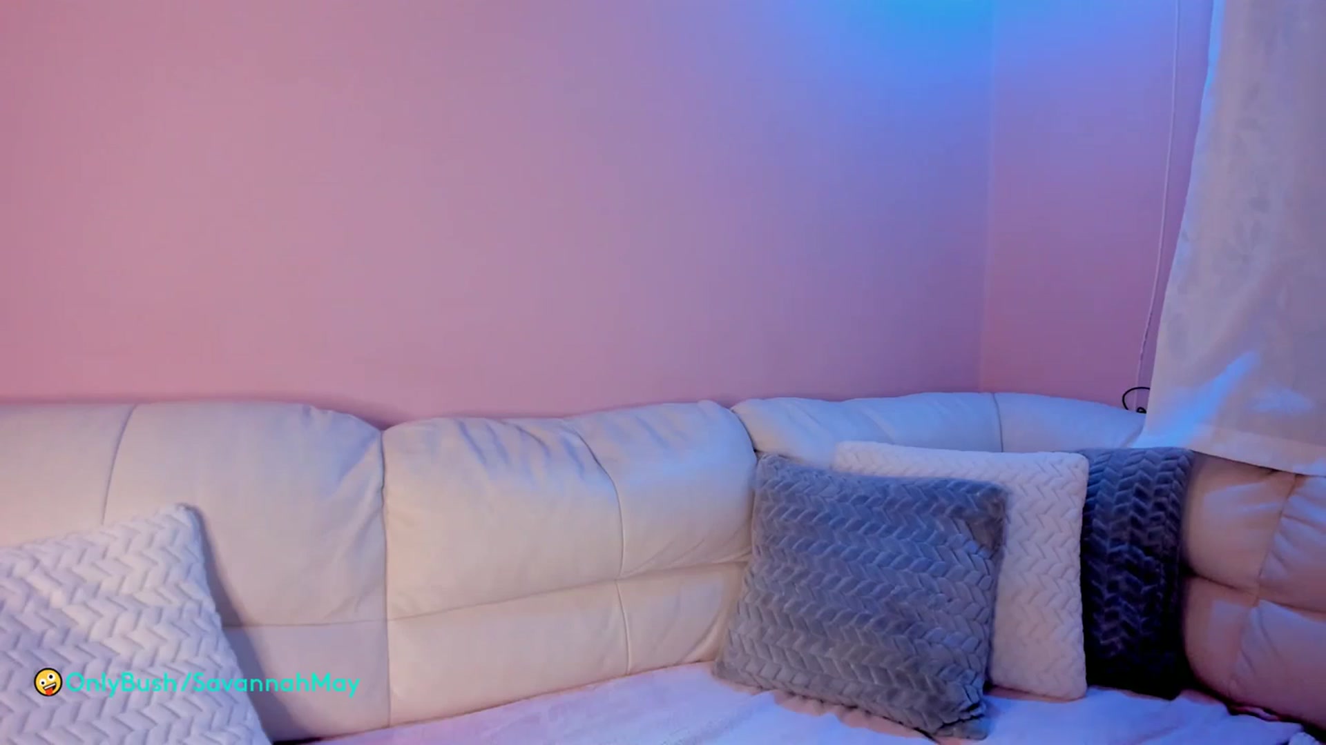 Gallery image thumbnail from SavannahMay's myfreecams stream on, 12/01/2023, 15:58 image 17 of 20