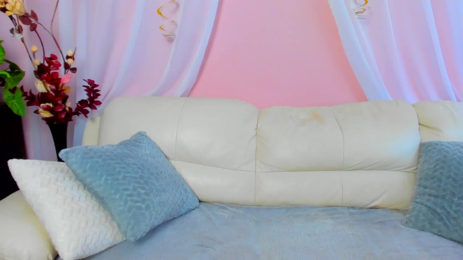 Gallery image thumbnail from SavannahMay's myfreecams stream on, 04/21/2024, 14:44 image 10 of 20