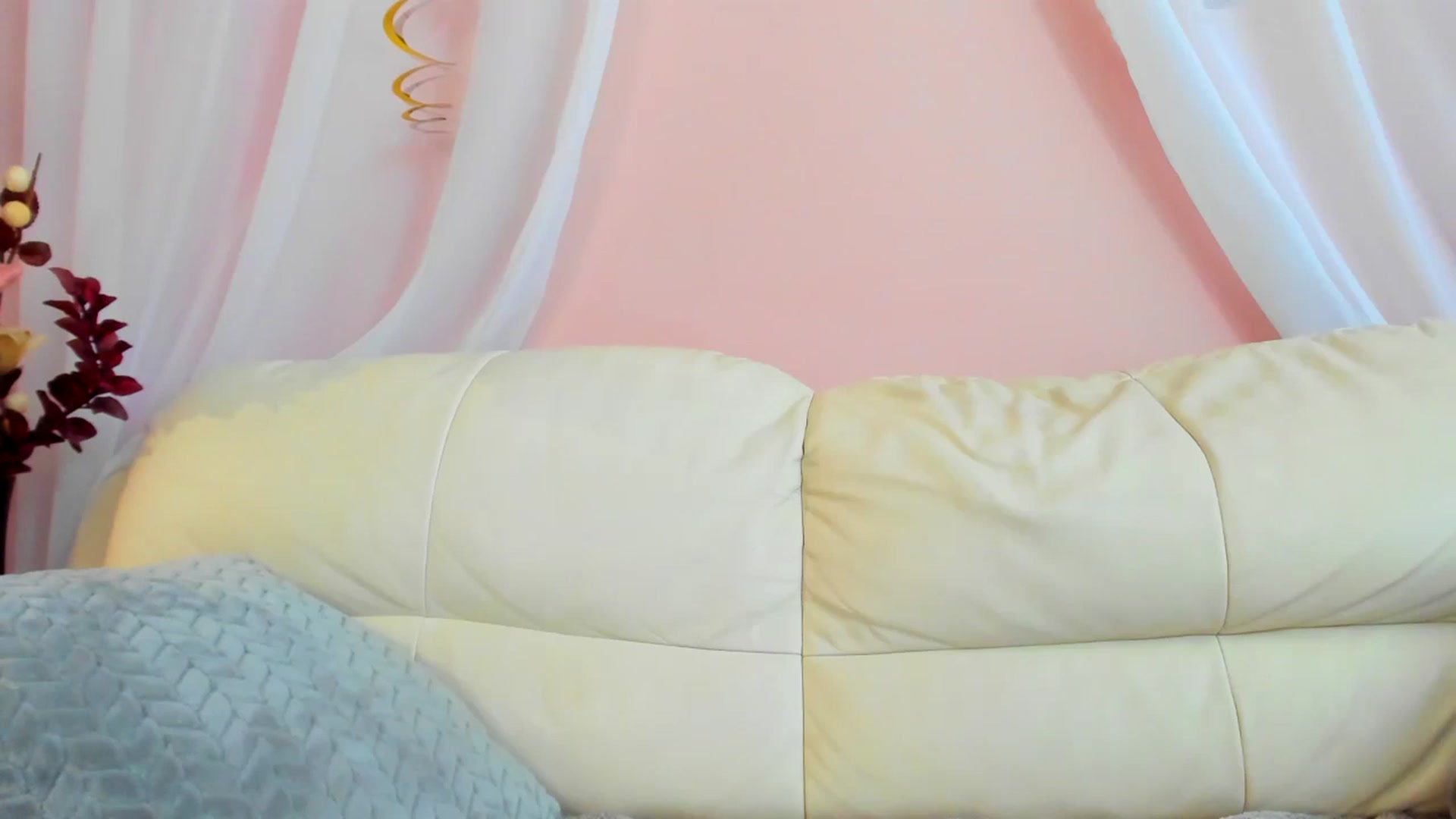 Gallery image thumbnail from SavannahMay's myfreecams stream on, 05/04/2024, 14:17 image 9 of 20