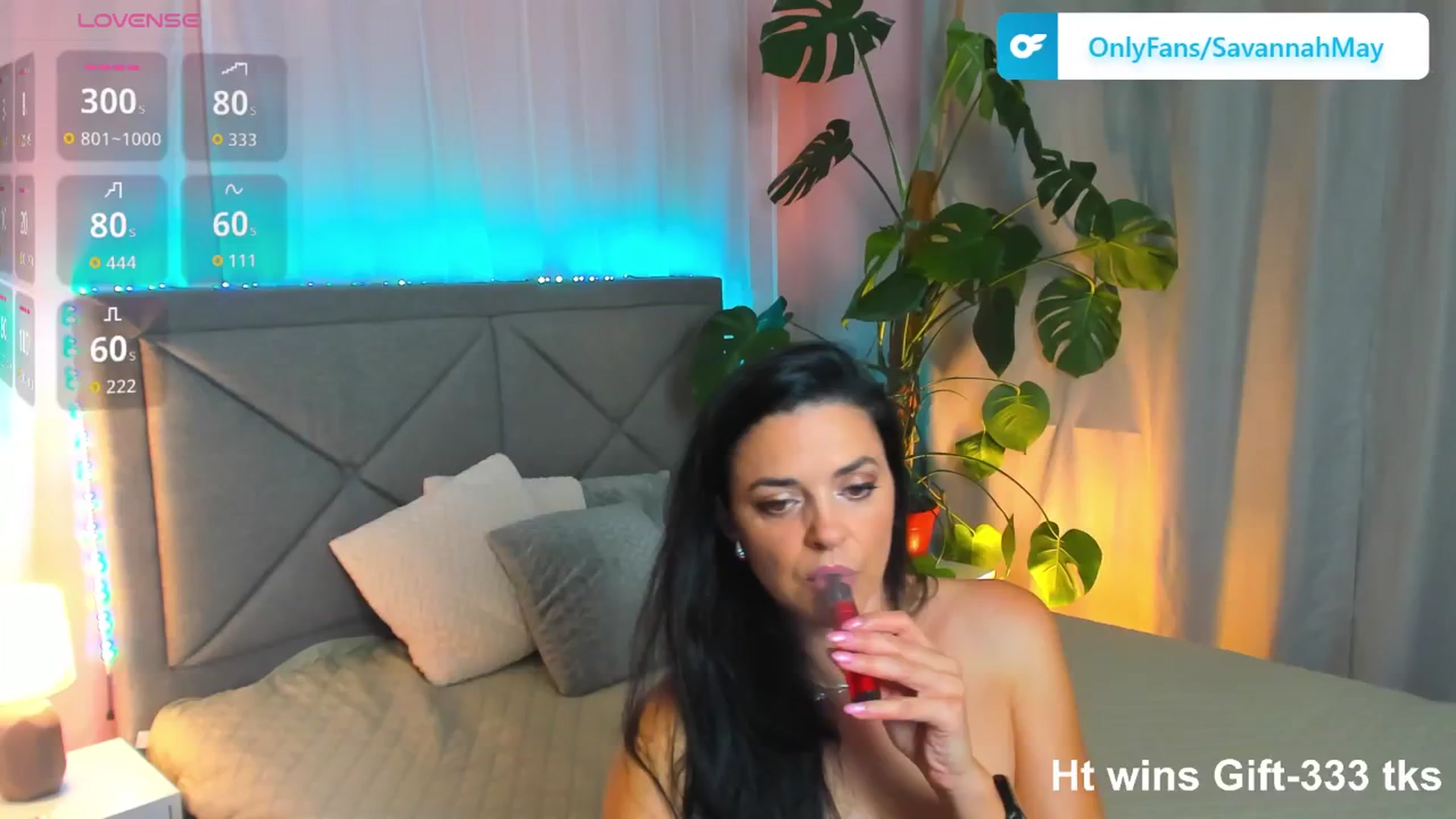 Gallery image thumbnail from SavannahMay's myfreecams stream on, 10/15/2025, 22:23 image 8 of 20