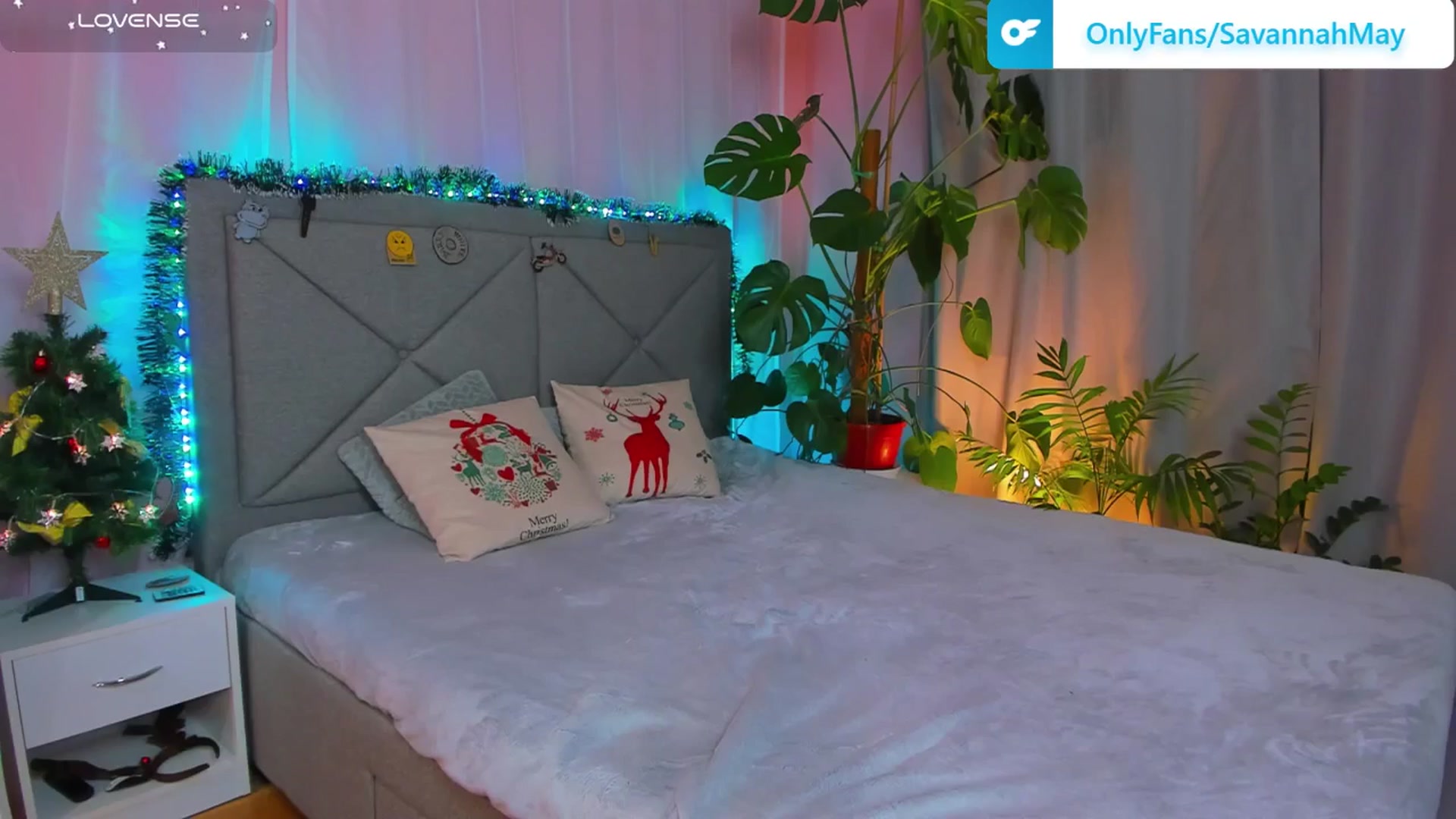 Gallery image thumbnail from SavannahMay's myfreecams stream on, 12/21/2025, 15:17 image 11 of 20