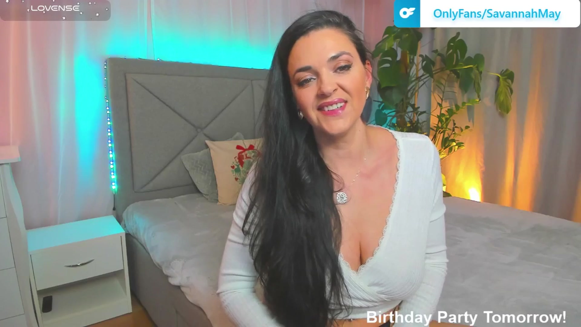 Gallery image thumbnail from SavannahMay's myfreecams stream on, 01/02/2026, 16:02 image 12 of 20
