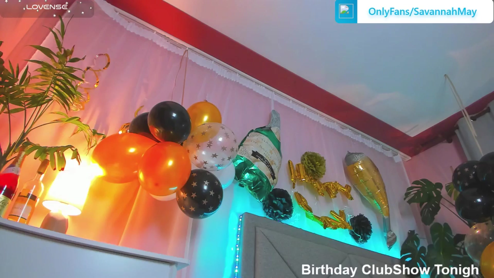 Gallery image thumbnail from SavannahMay's myfreecams stream on, 01/03/2026, 16:18 image 14 of 20