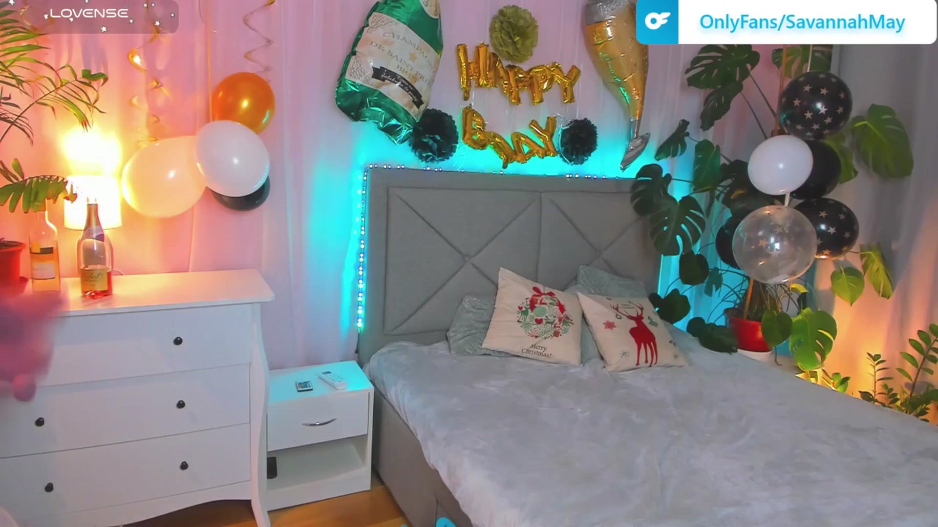 Gallery image thumbnail from SavannahMay's myfreecams stream on, 01/03/2026, 23:17 image 15 of 20