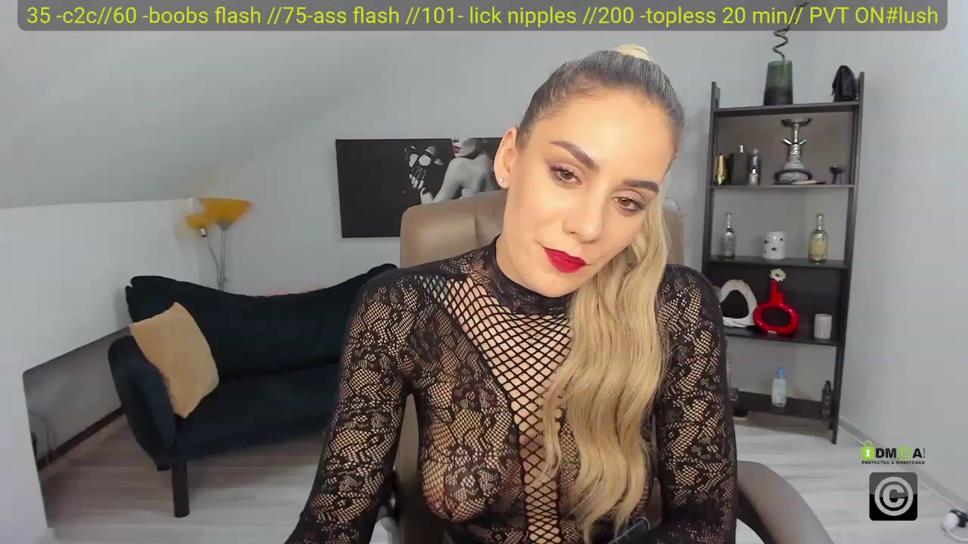 Gallery image thumbnail from SavvyIvy's myfreecams stream on, 11/25/2022, 12:21 image 18 of 20
