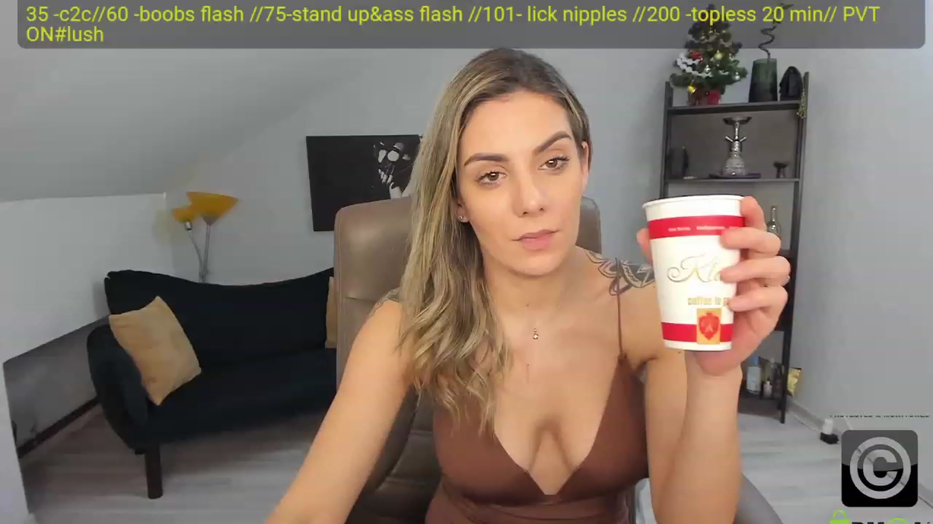 Gallery image thumbnail from SavvyIvy's myfreecams stream on, 12/09/2022, 12:17 image 12 of 20