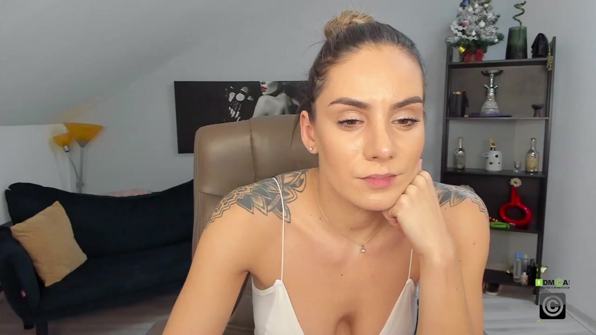 Gallery image thumbnail from SavvyIvy's myfreecams stream on, 12/30/2022, 15:52 image 8 of 20