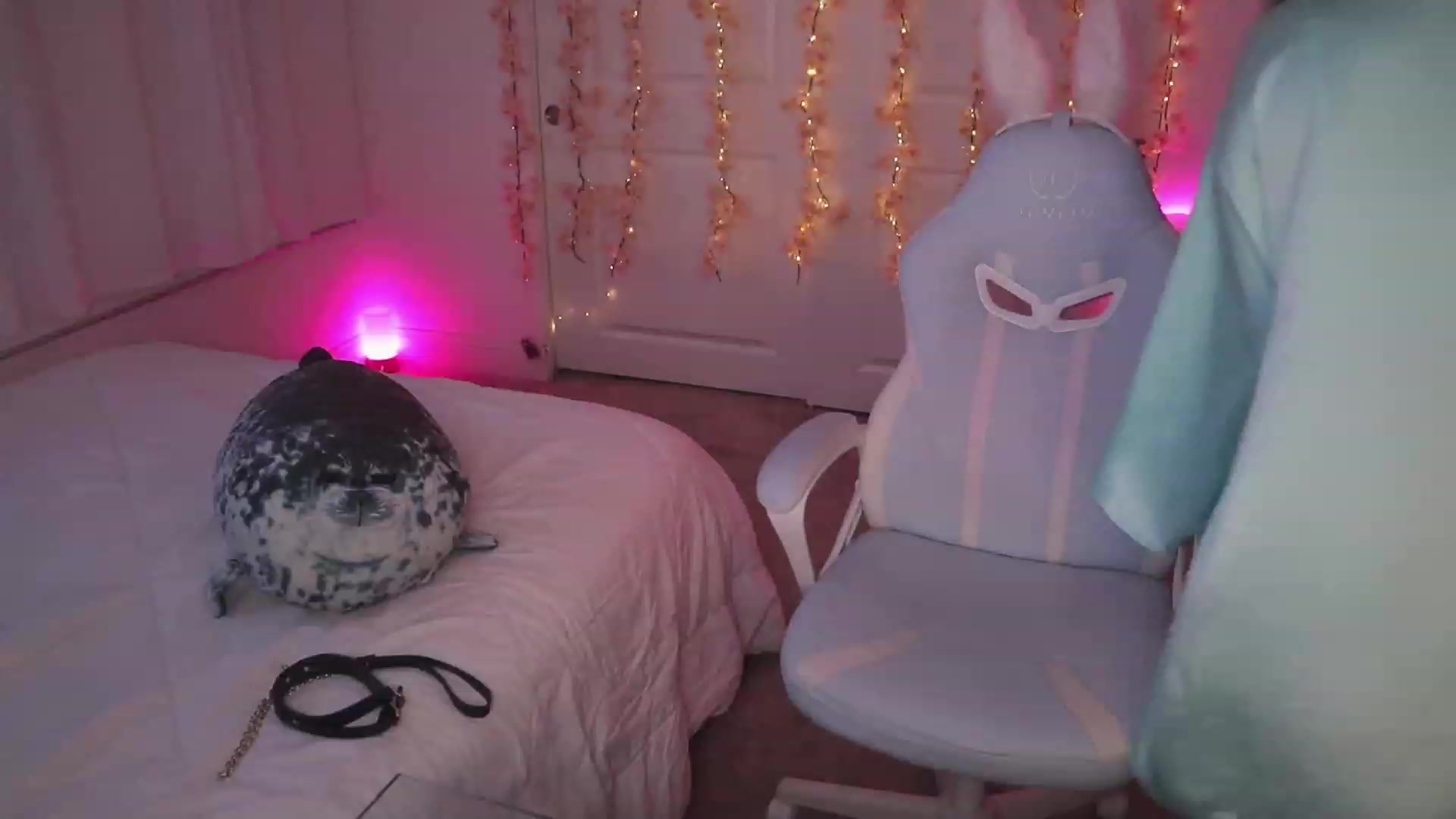 Gallery image thumbnail from SayGoodGirl's myfreecams stream on, 08/13/2023, 02:06 image 18 of 20