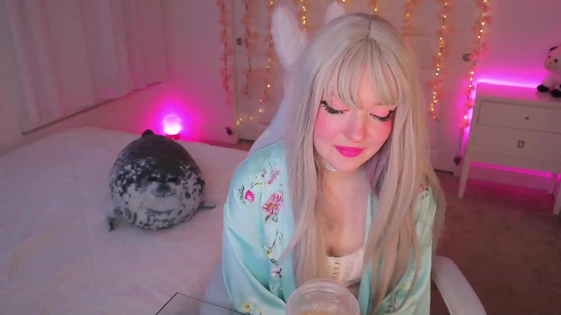 Gallery image thumbnail from SayGoodGirl's myfreecams stream on, 08/13/2023, 02:06 image 7 of 20