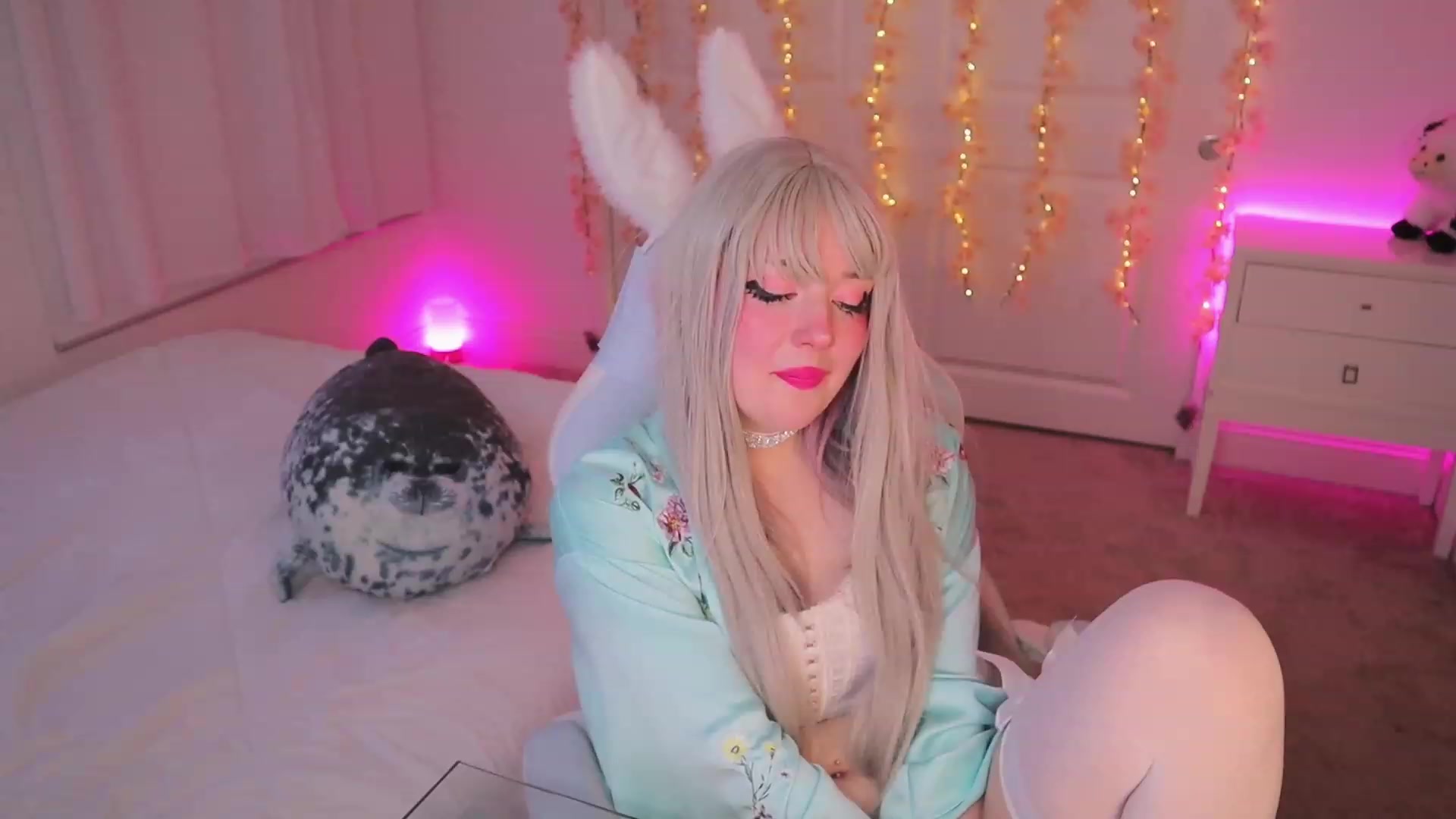 Gallery image thumbnail from SayGoodGirl's myfreecams stream on, 08/13/2023, 02:06 image 6 of 20
