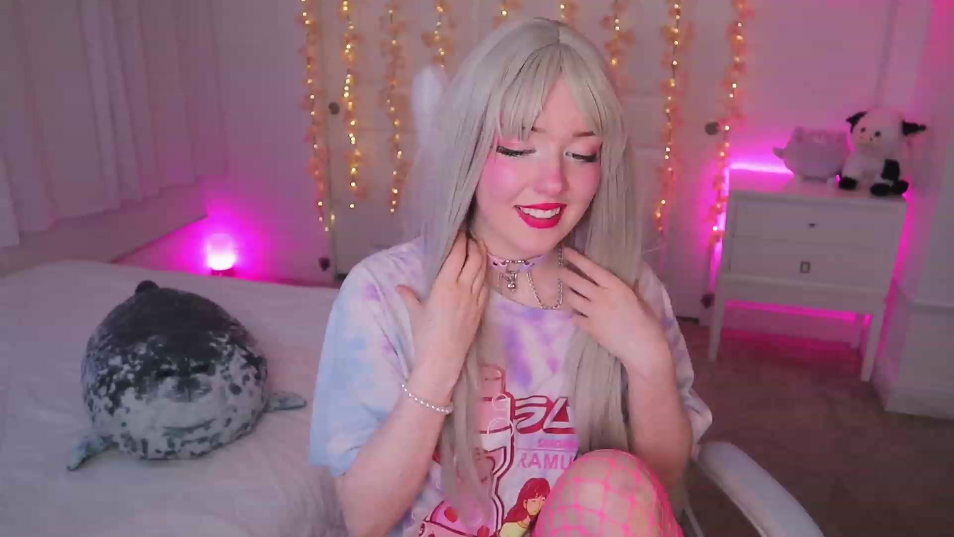 Gallery image thumbnail from SayGoodGirl's myfreecams stream on, 08/18/2023, 01:21 image 19 of 20
