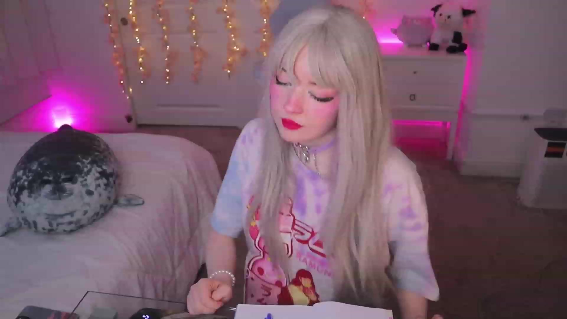 Gallery image thumbnail from SayGoodGirl's myfreecams stream on, 08/18/2023, 03:05 image 7 of 20