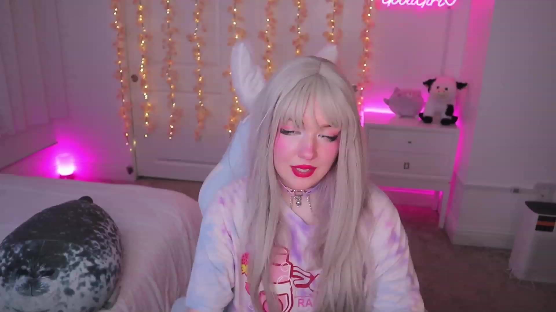 Gallery image thumbnail from SayGoodGirl's myfreecams stream on, 08/18/2023, 03:05 image 18 of 20