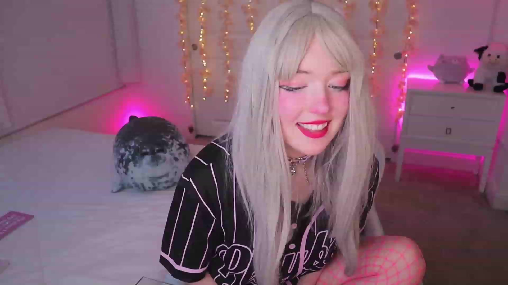 Gallery image thumbnail from SayGoodGirl's myfreecams stream on, 08/20/2023, 03:54 image 8 of 20