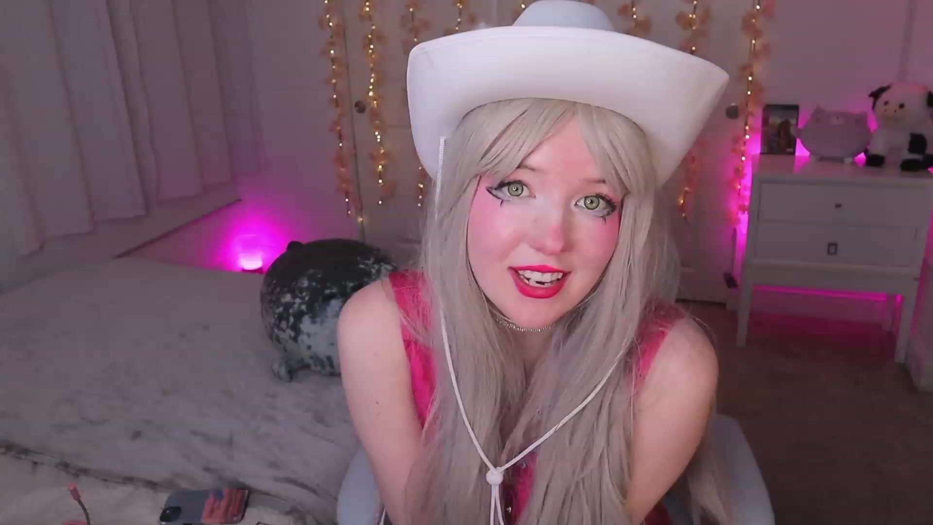 Gallery image thumbnail from SayGoodGirl's myfreecams stream on, 09/01/2023, 04:05 image 14 of 20