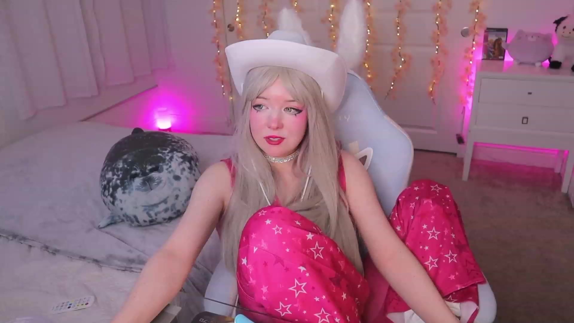 Gallery image thumbnail from SayGoodGirl's myfreecams stream on, 09/01/2023, 04:05 image 19 of 20