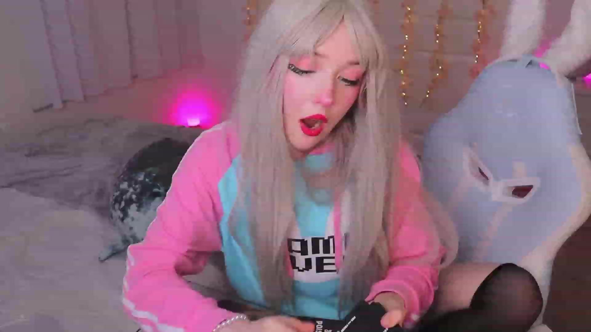 Gallery image thumbnail from SayGoodGirl's myfreecams stream on, 09/02/2023, 02:49 image 15 of 20