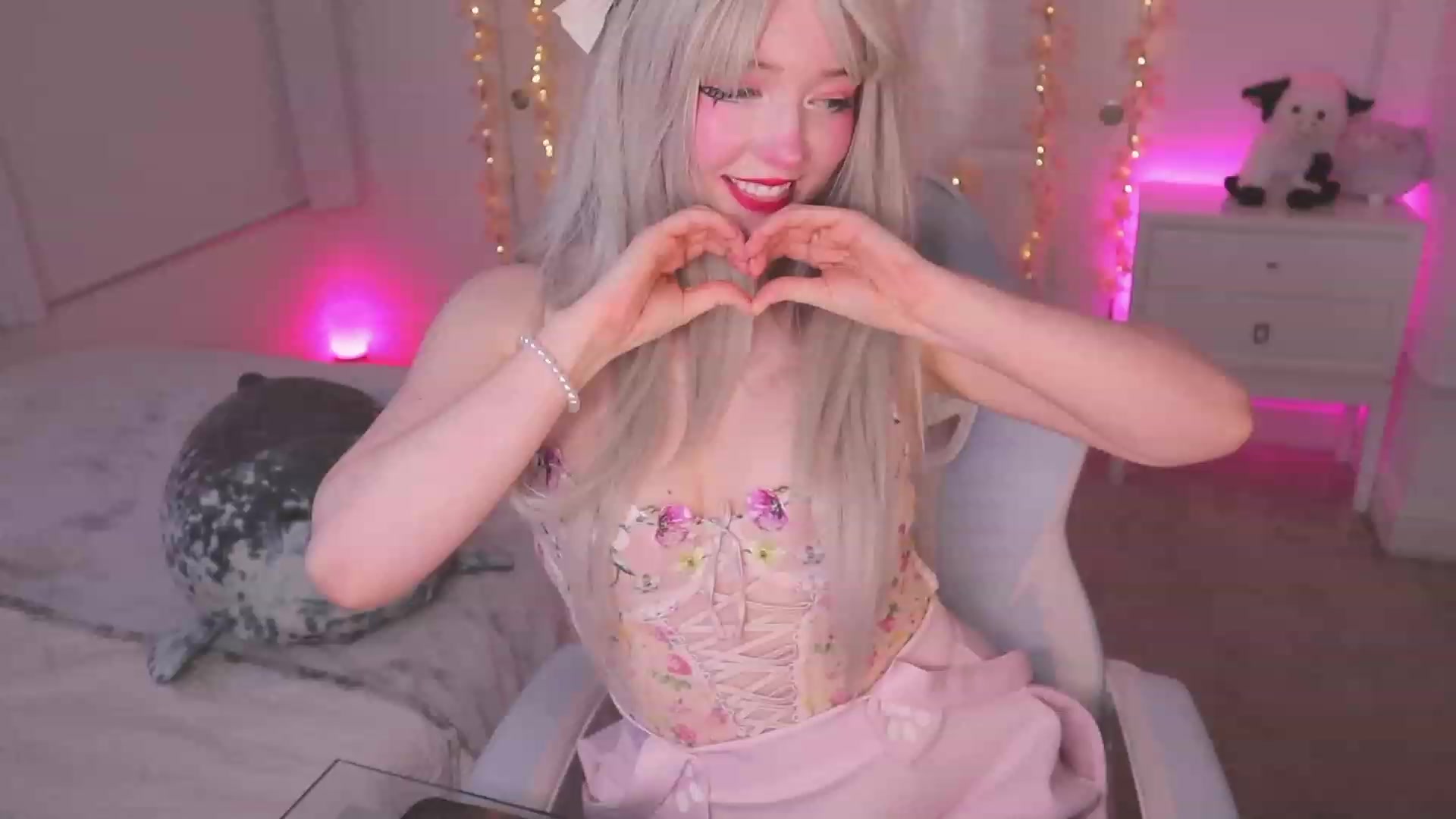 Gallery image thumbnail from SayGoodGirl's myfreecams stream on, 09/03/2023, 02:19 image 3 of 20