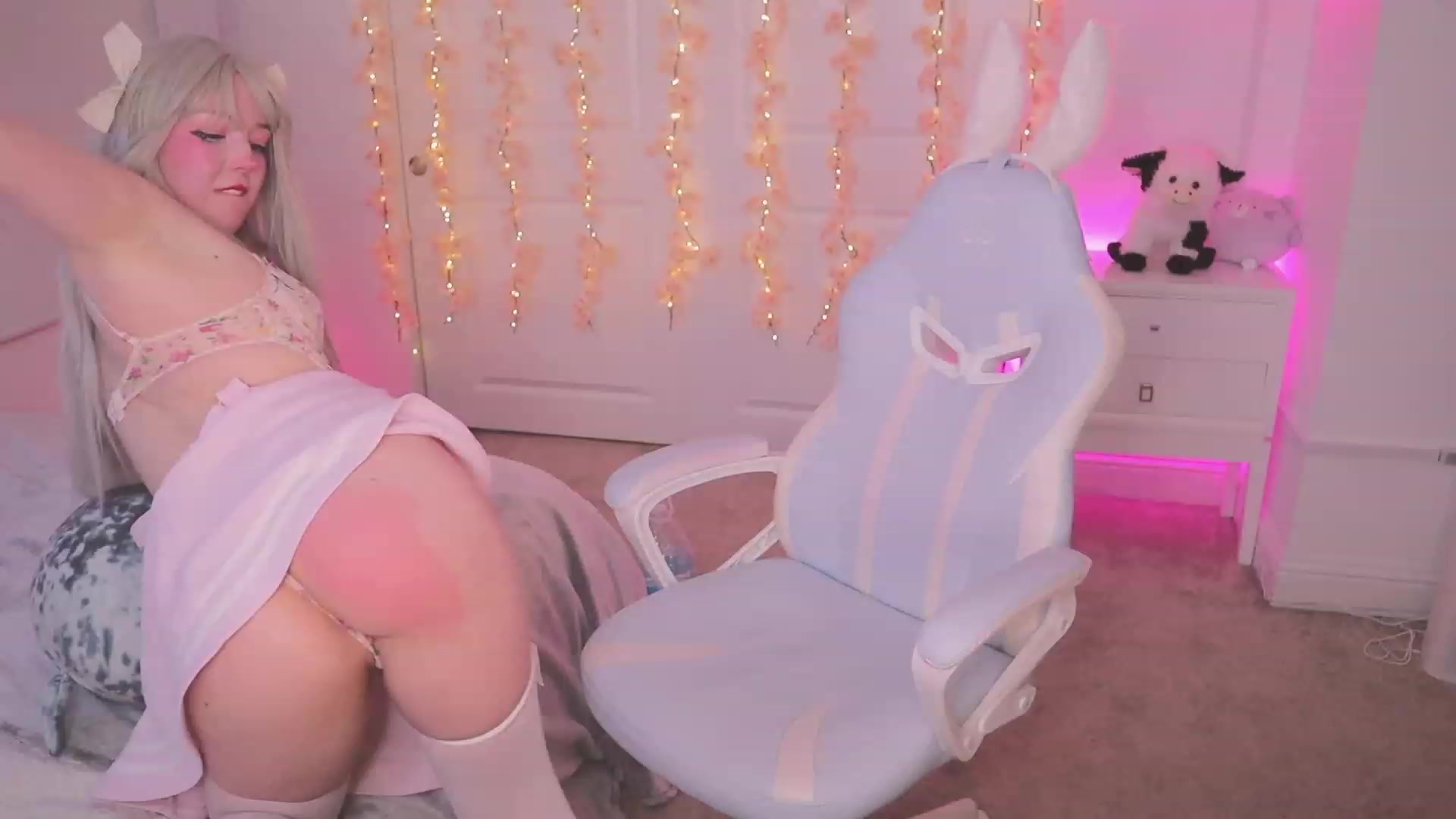 Gallery image thumbnail from SayGoodGirl's myfreecams stream on, 09/03/2023, 03:48 image 6 of 20