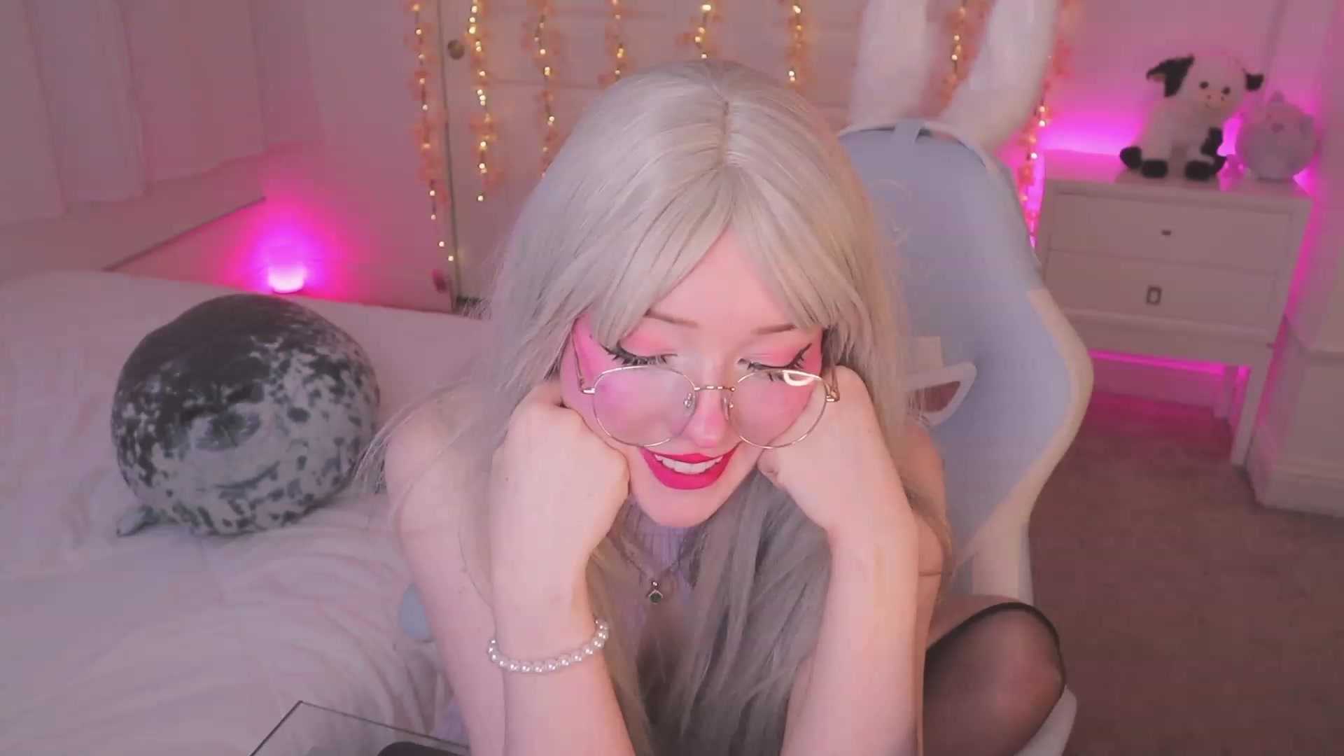 Gallery image thumbnail from SayGoodGirl's myfreecams stream on, 09/10/2023, 02:04 image 11 of 20