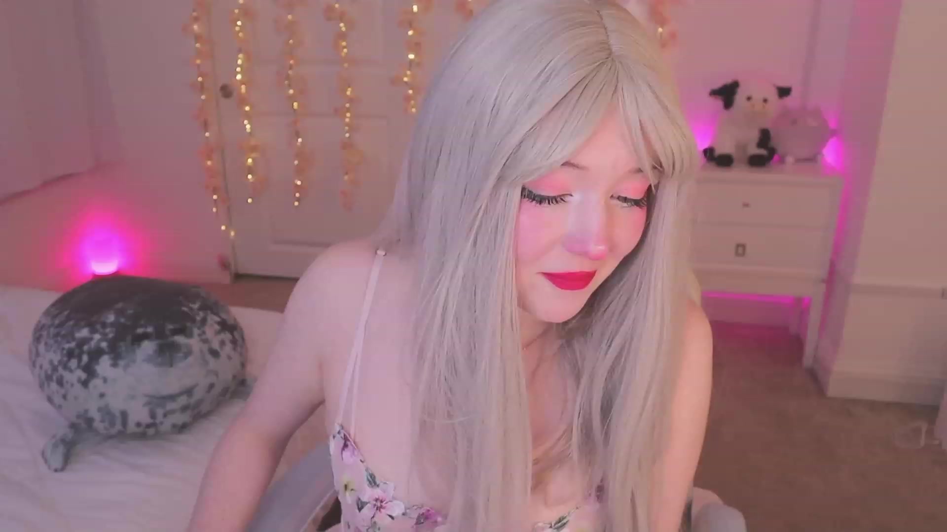 Gallery image thumbnail from SayGoodGirl's myfreecams stream on, 10/01/2023, 24:41 image 5 of 20