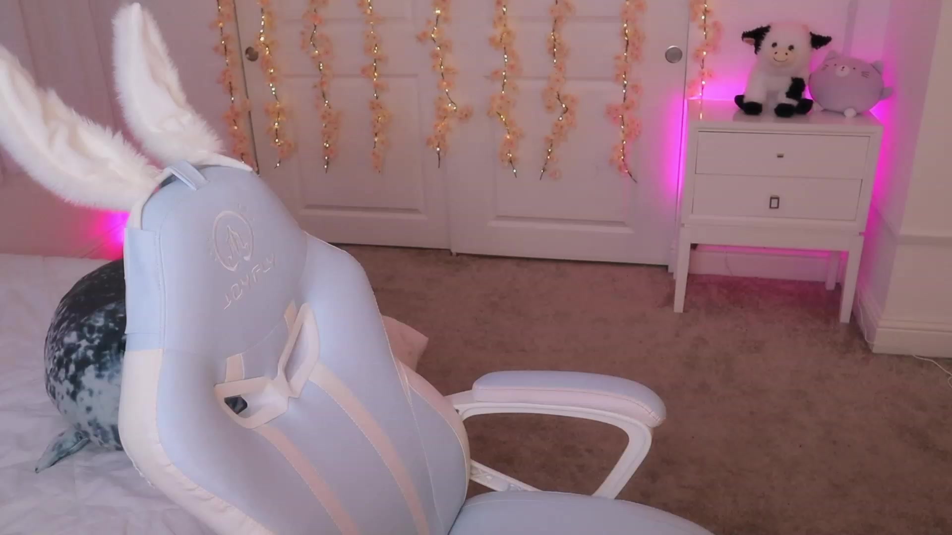 Gallery image thumbnail from SayGoodGirl's myfreecams stream on, 10/02/2023, 05:38 image 6 of 20