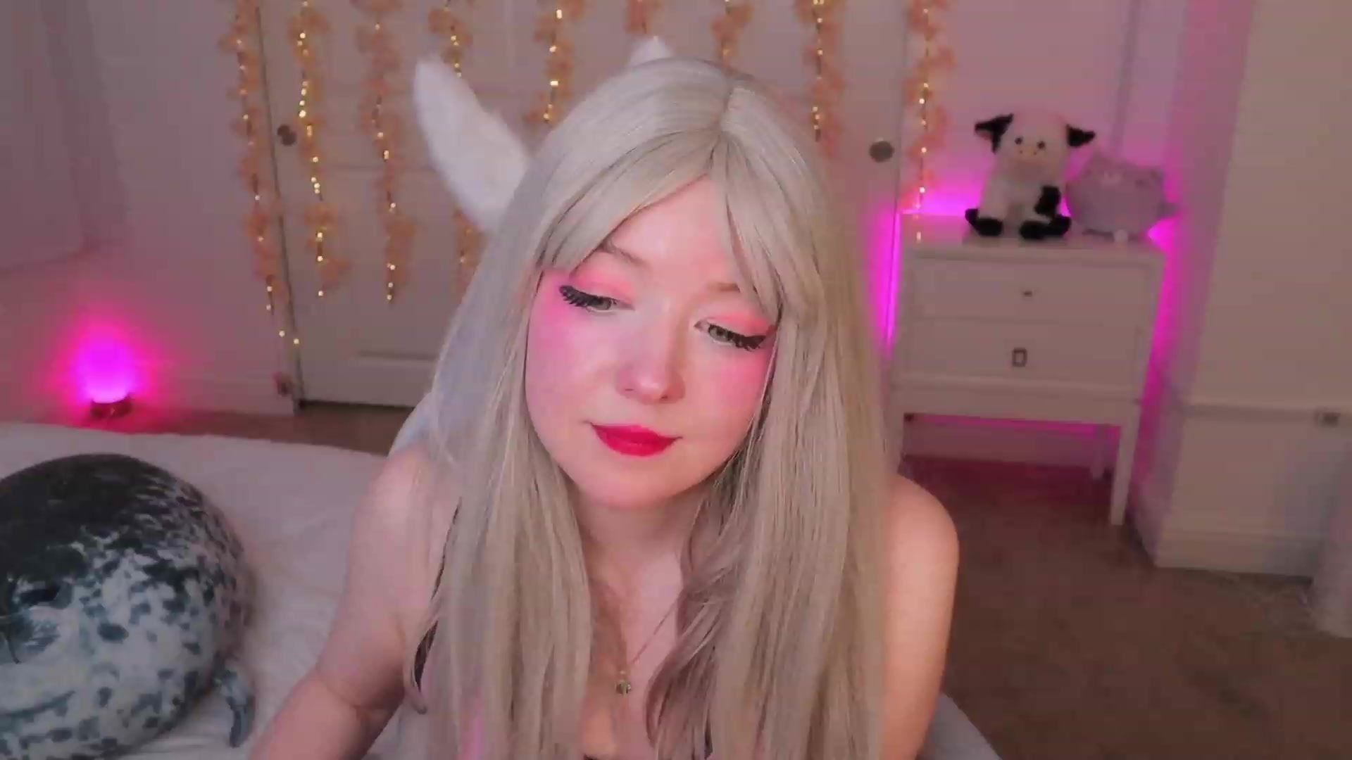 Gallery image thumbnail from SayGoodGirl's myfreecams stream on, 10/02/2023, 05:59 image 7 of 20