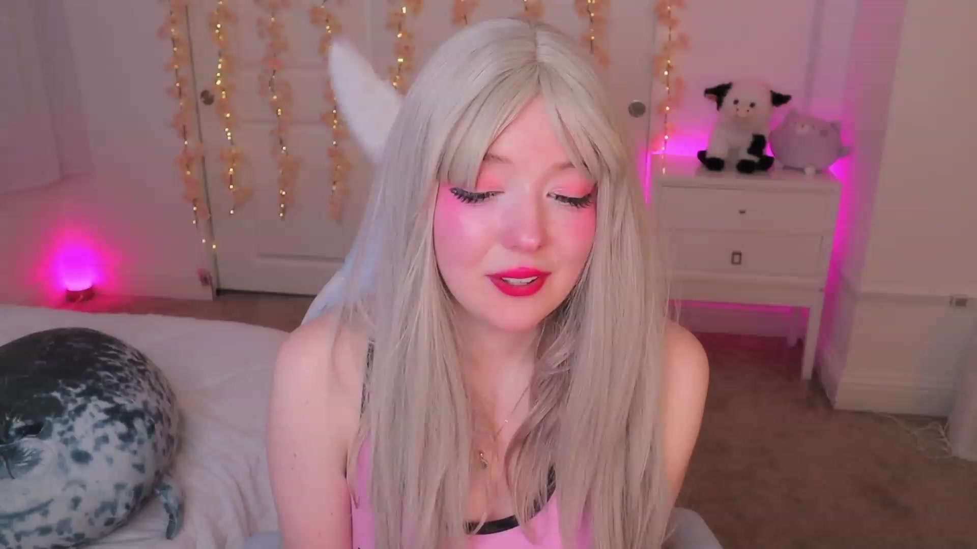 Gallery image thumbnail from SayGoodGirl's myfreecams stream on, 10/02/2023, 05:59 image 6 of 20