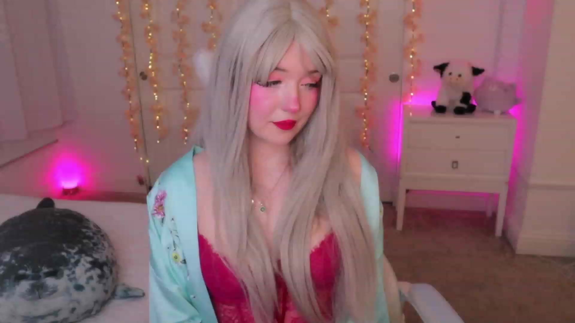 Gallery image thumbnail from SayGoodGirl's myfreecams stream on, 10/04/2023, 02:31 image 2 of 20