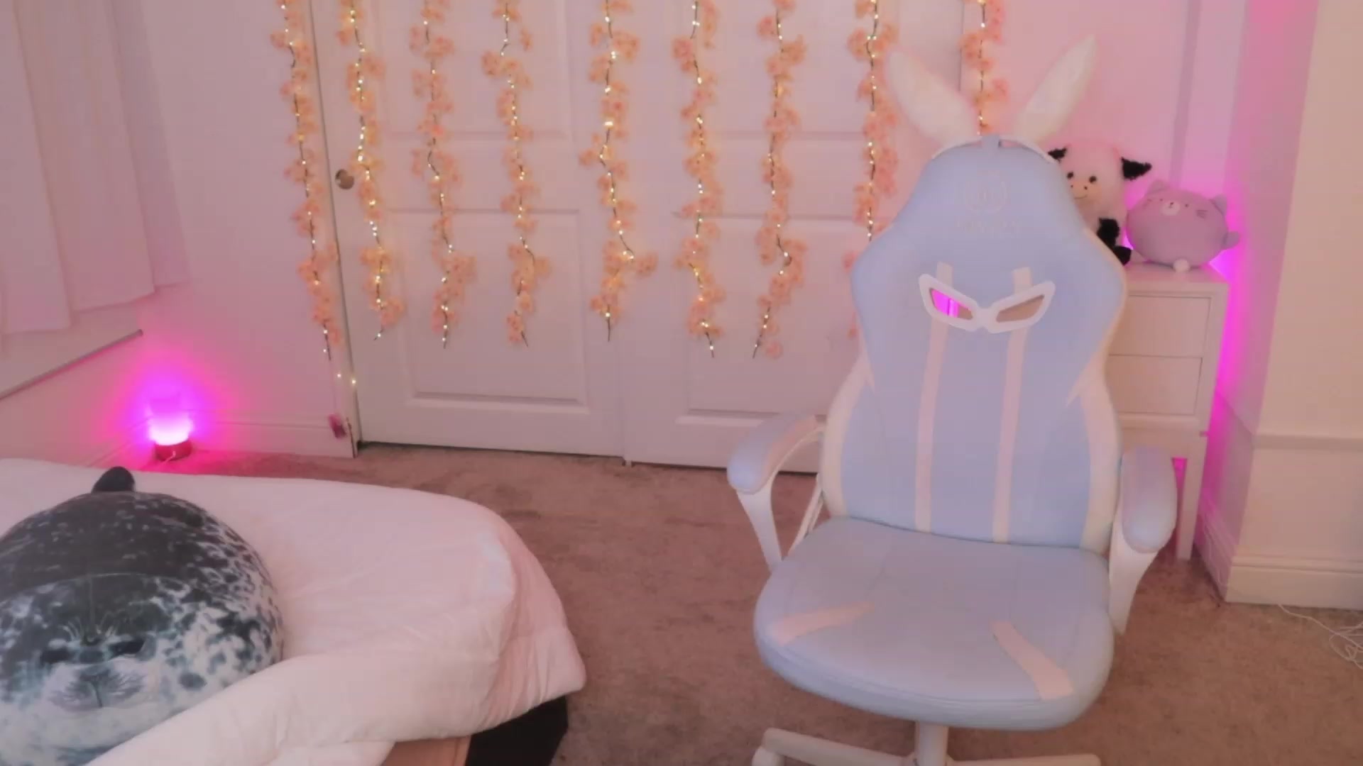 Gallery image thumbnail from SayGoodGirl's myfreecams stream on, 10/04/2023, 02:31 image 14 of 20