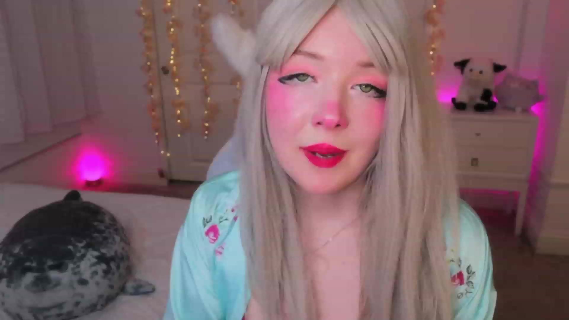 Gallery image thumbnail from SayGoodGirl's myfreecams stream on, 10/04/2023, 04:16 image 5 of 20
