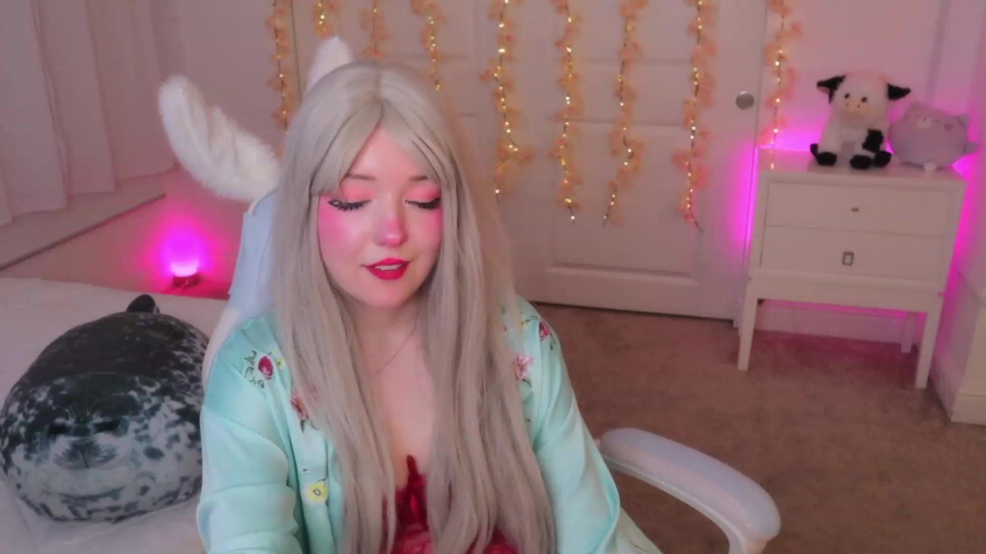 Gallery image thumbnail from SayGoodGirl's myfreecams stream on, 10/04/2023, 05:07 image 14 of 20