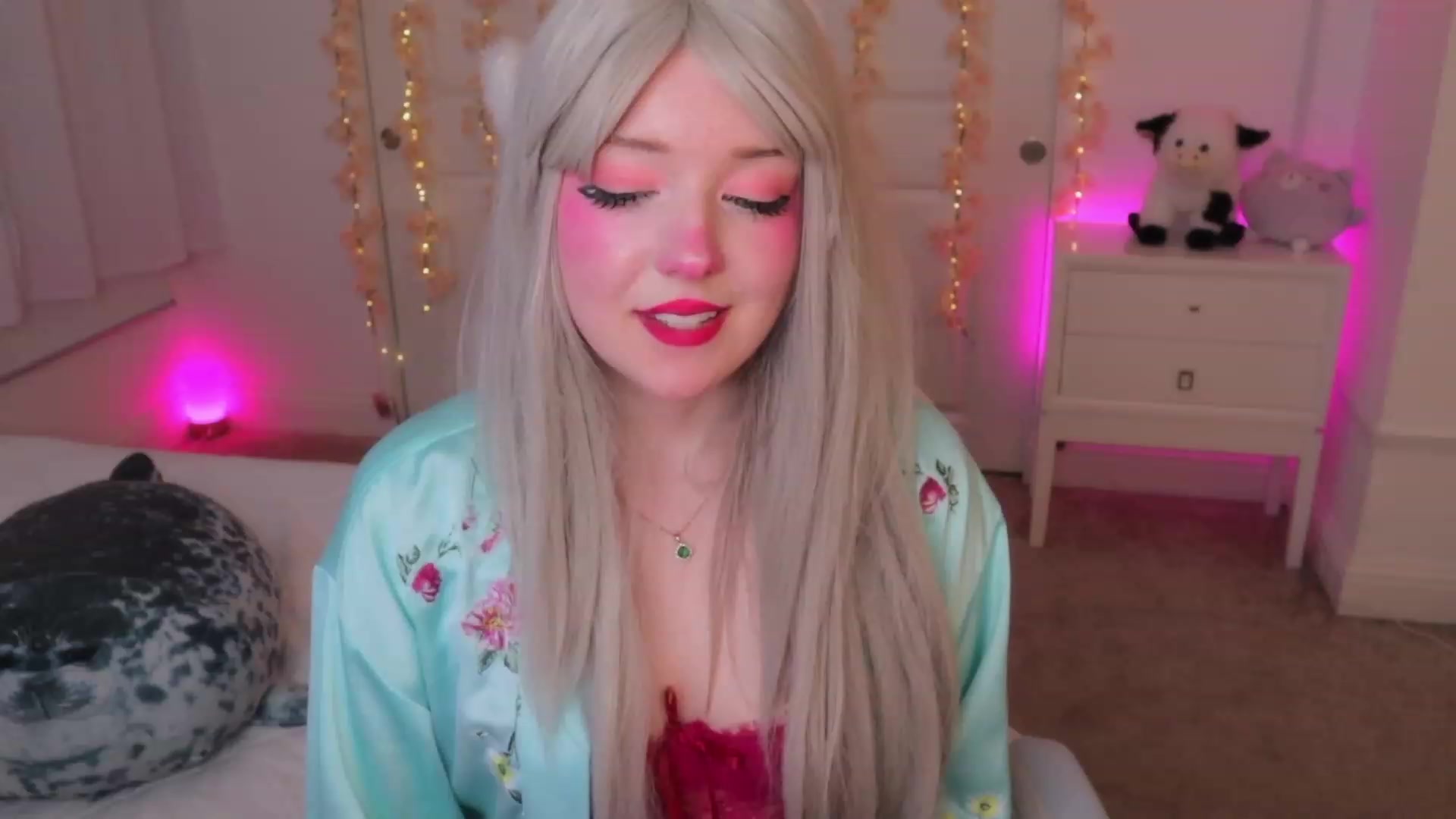 Gallery image thumbnail from SayGoodGirl's myfreecams stream on, 10/04/2023, 05:07 image 9 of 20