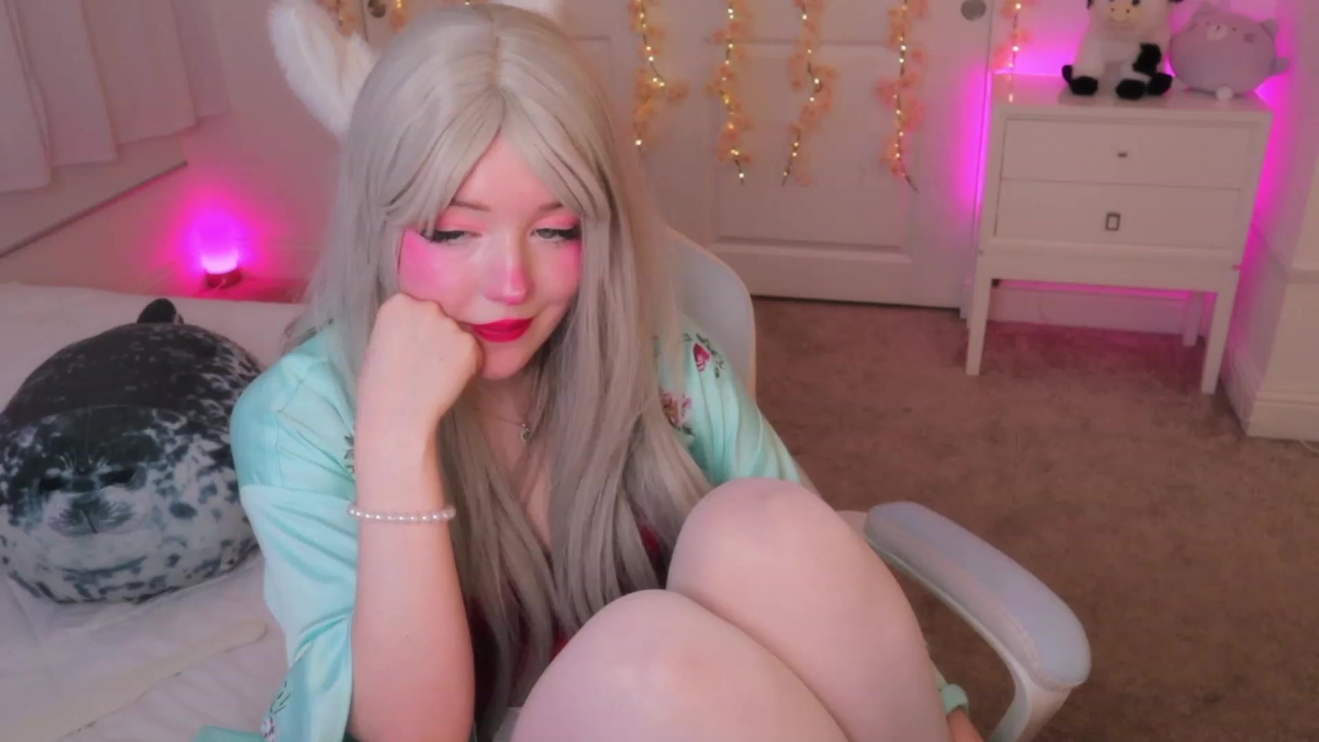 Gallery image thumbnail from SayGoodGirl's myfreecams stream on, 10/04/2023, 05:07 image 2 of 20