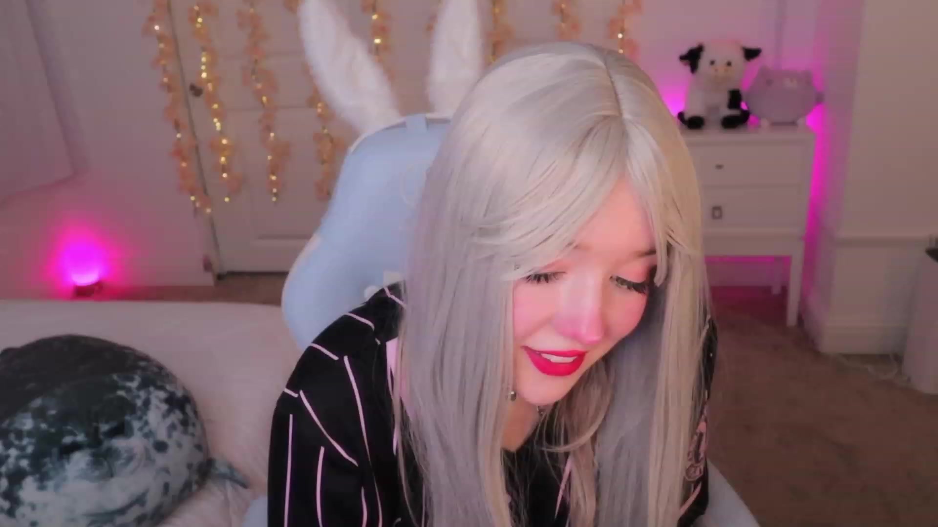 Gallery image thumbnail from SayGoodGirl's myfreecams stream on, 10/12/2023, 01:33 image 11 of 20