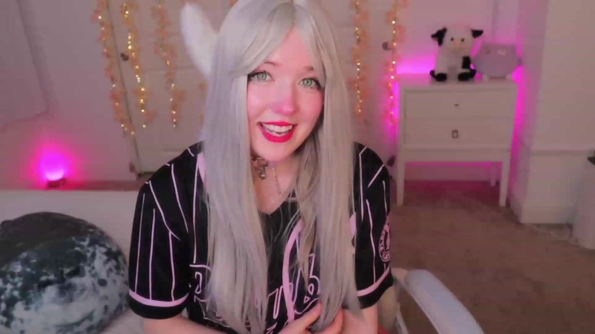 Gallery image thumbnail from SayGoodGirl's myfreecams stream on, 10/12/2023, 03:33 image 4 of 20