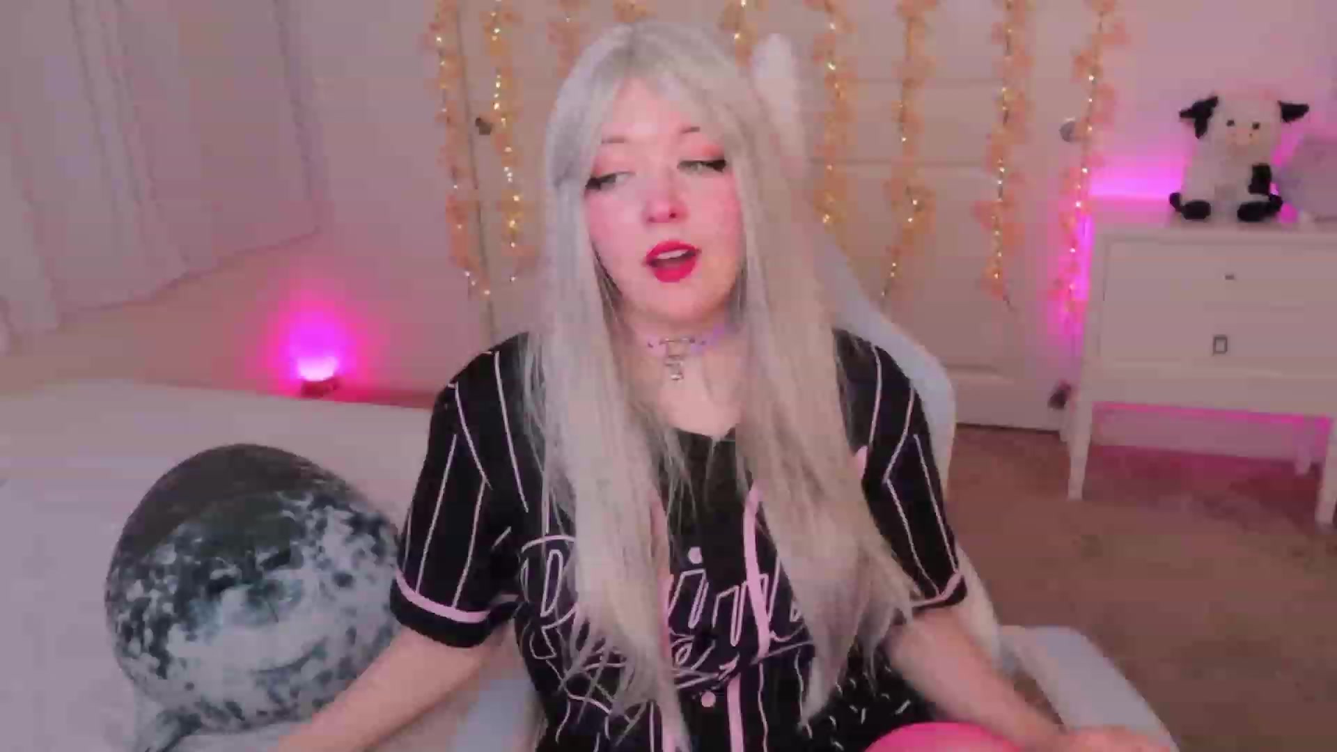 Gallery image thumbnail from SayGoodGirl's myfreecams stream on, 10/12/2023, 03:33 image 20 of 20